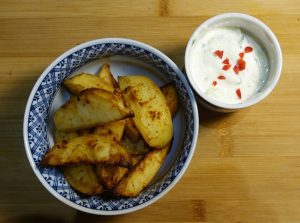 Spicy Wedges with quick yoghurt dipper plating